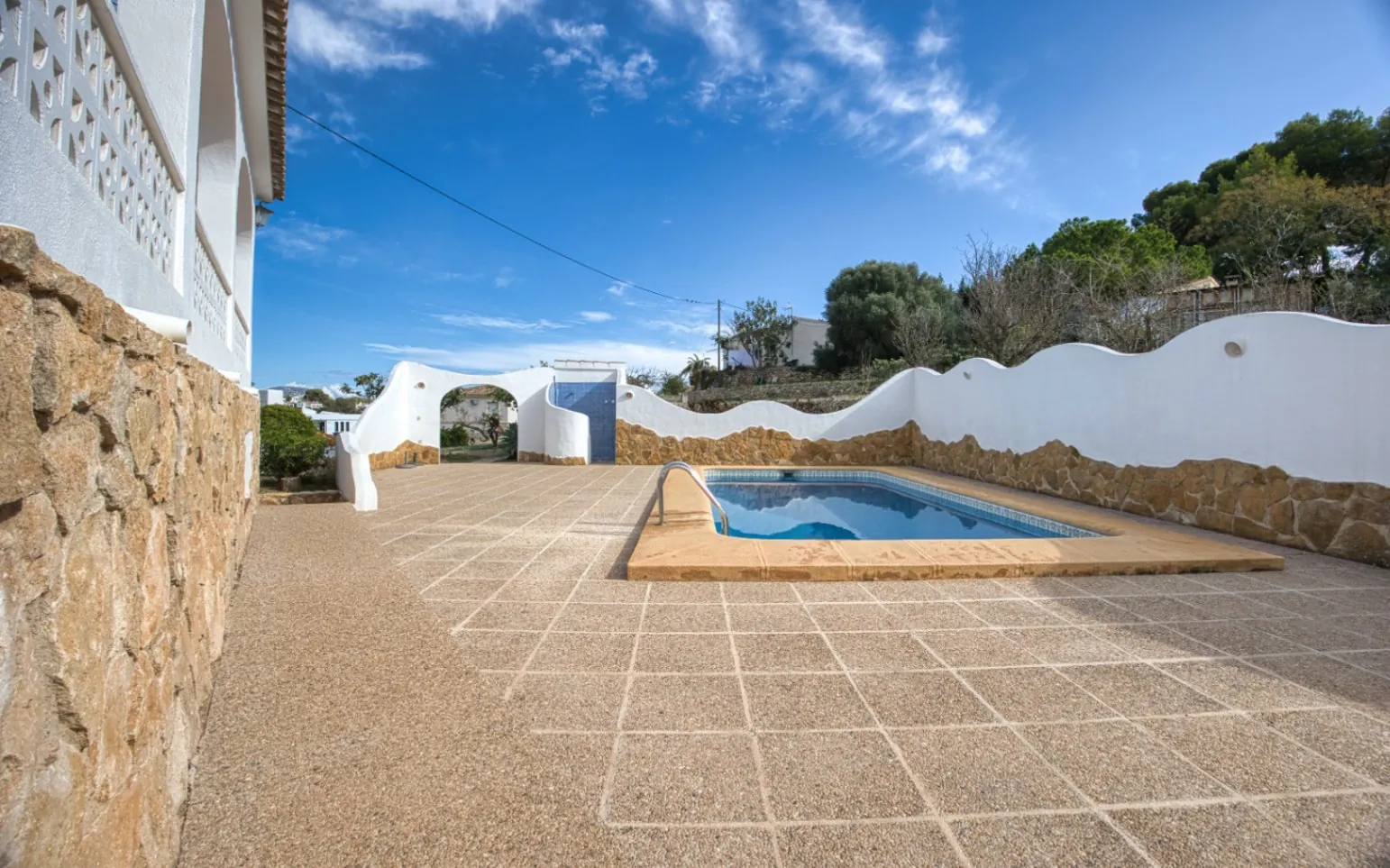 Villa te koop op 200 meter van het strand