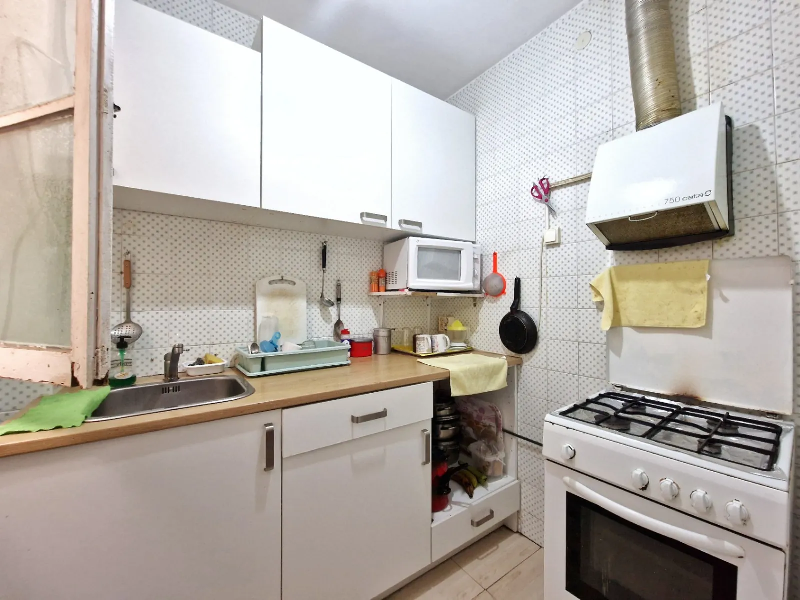 Dorpshuis met 10 kamers in het centrum van Jávea