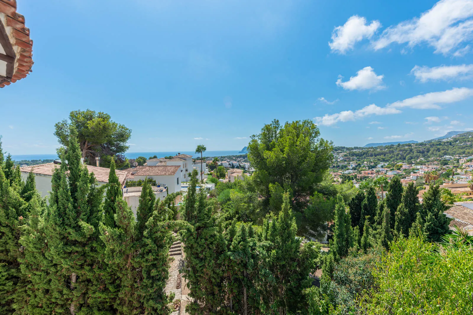 Villa te koop in Benissa, Montemar, met privézwembad.