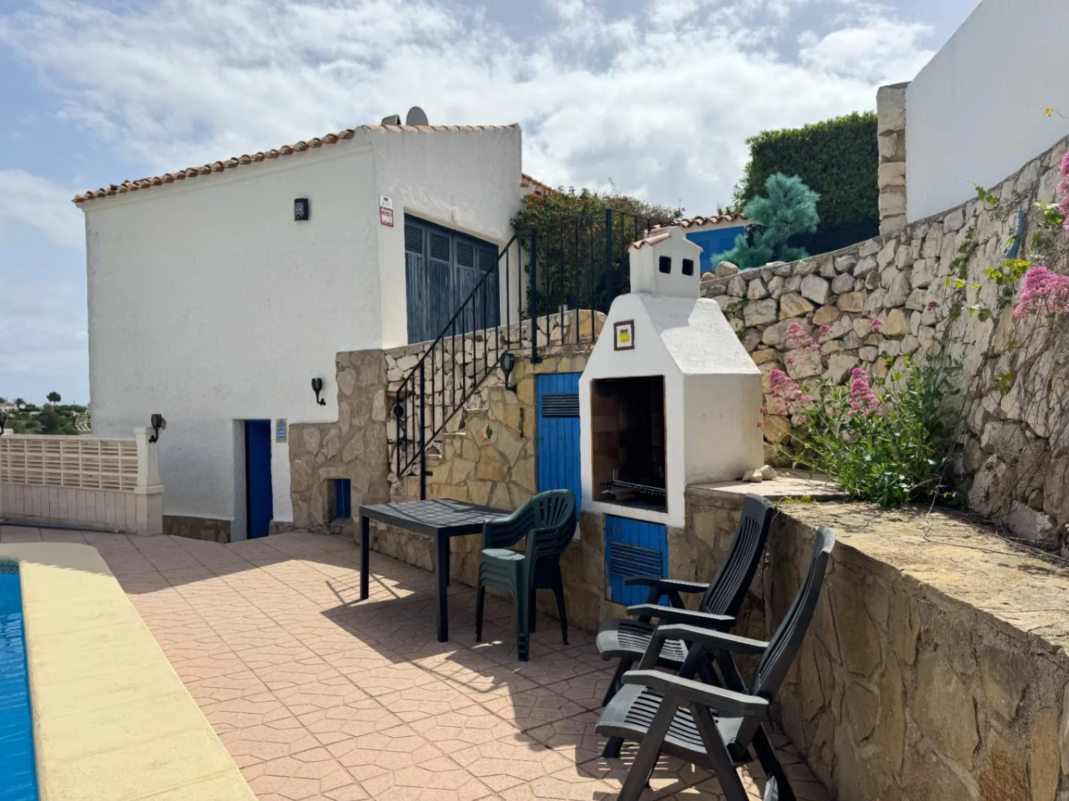 Villa met verbouwpotentieel in Jávea