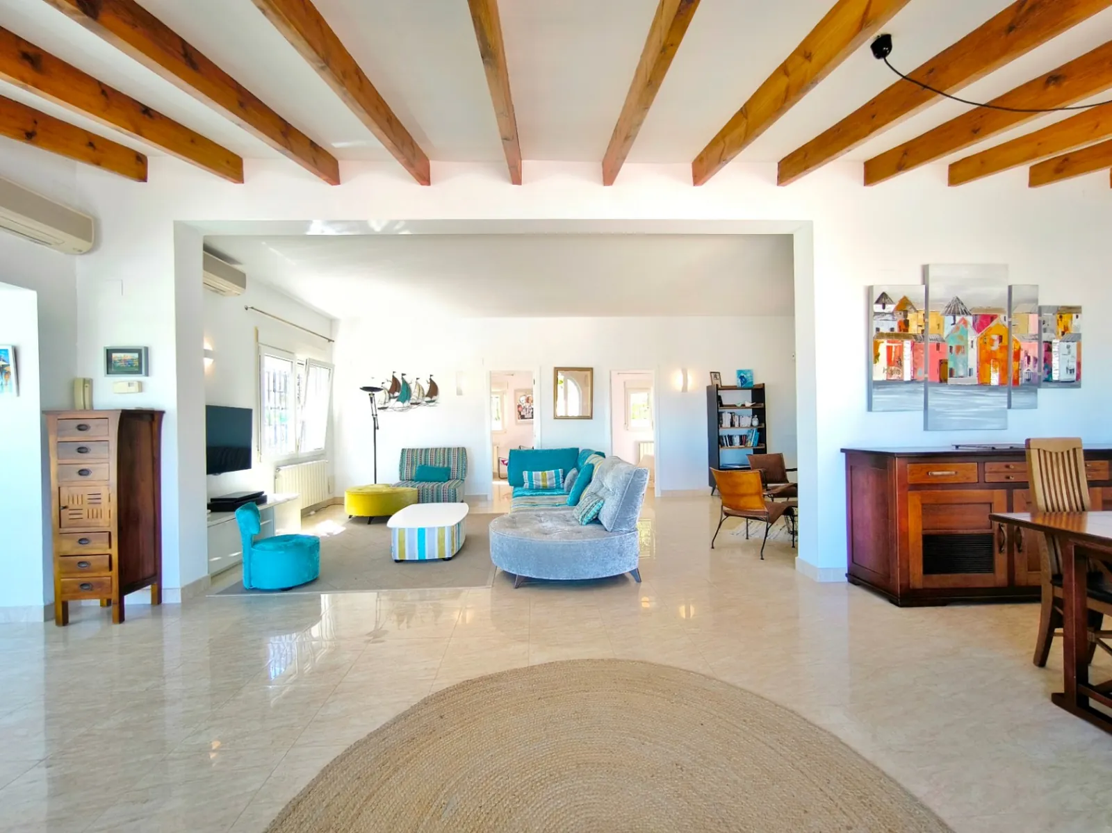 Villa met gastenappartement en uitzicht op zee in Dénia