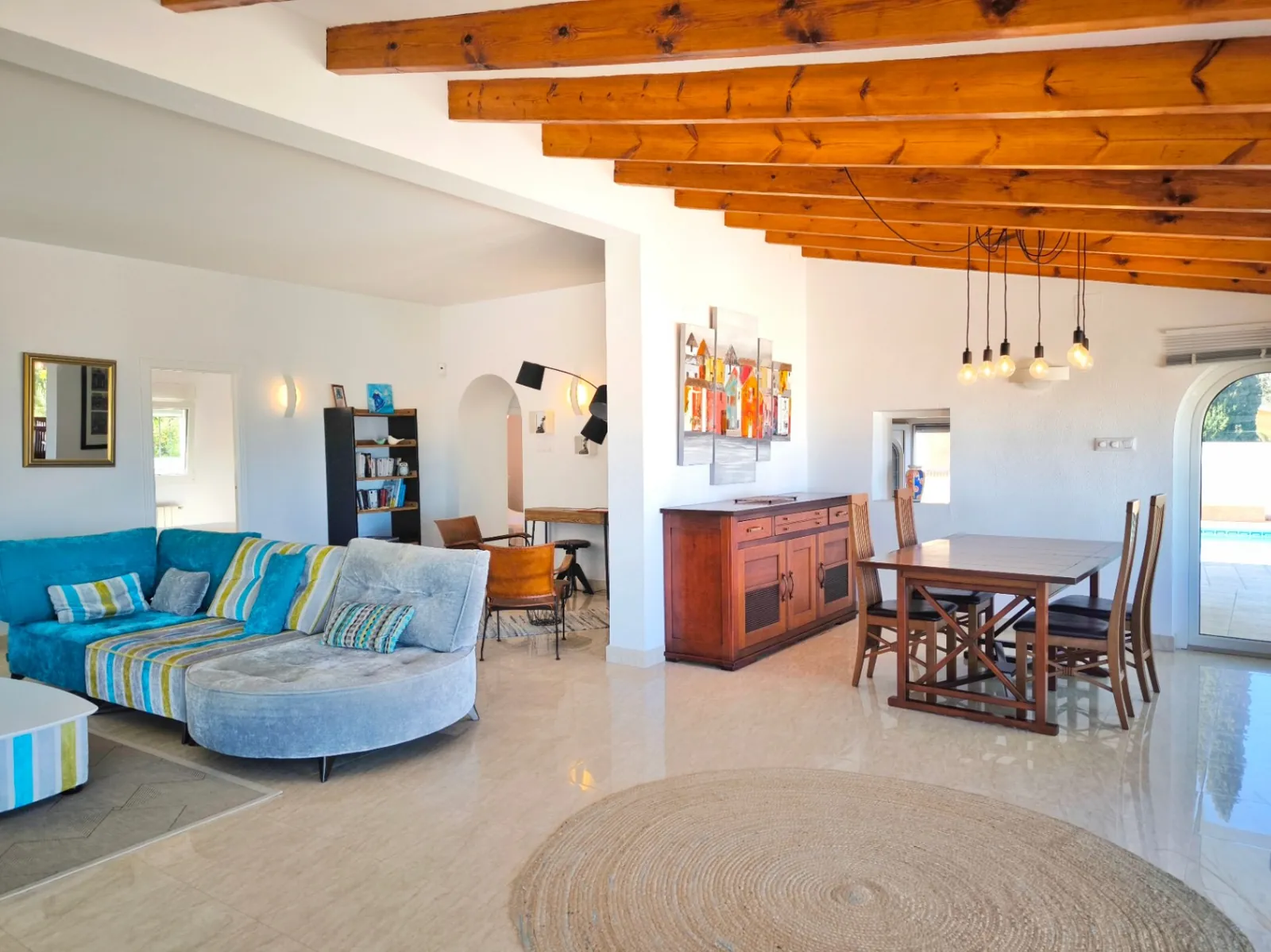 Villa met gastenappartement en uitzicht op zee in Dénia