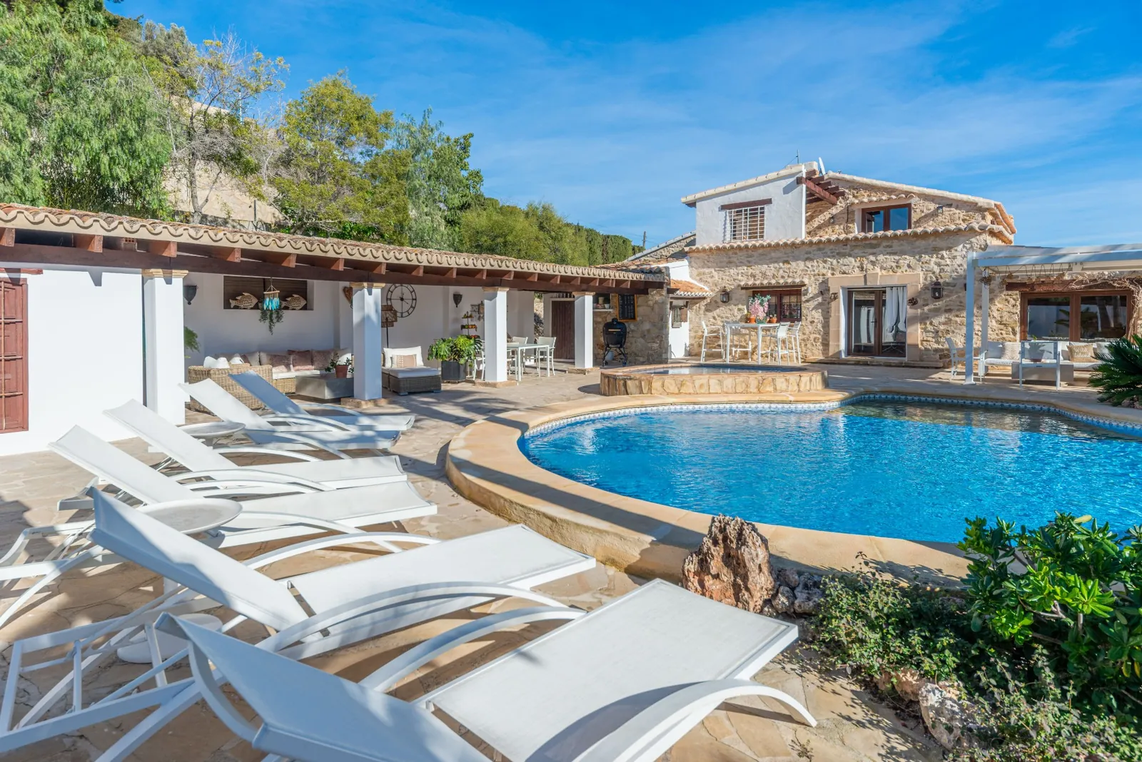 Country House / Finca te verkoop in Moraira