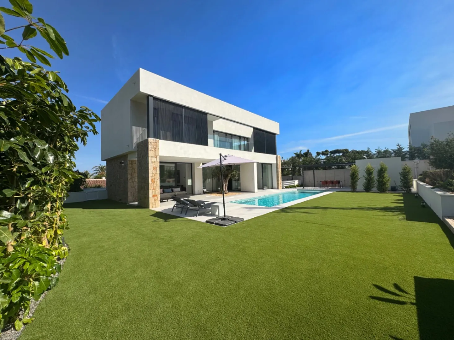 Villa met uitzicht op de Montgó, energielabel A en verwarmd zwembad - Denia