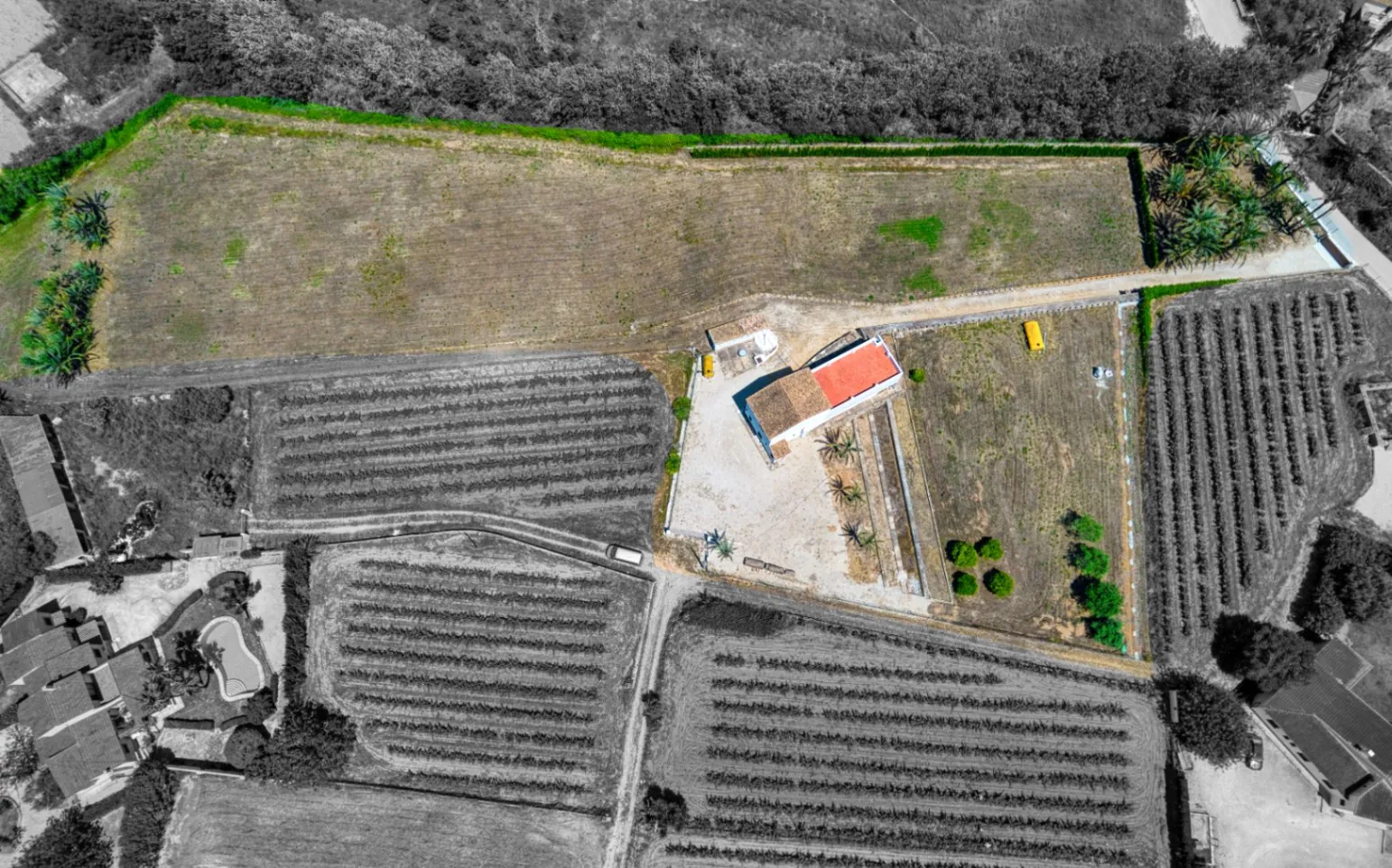 Uitzonderlijk landelijk onroerend goed met ontwikkelingspotentieel in Moraira/Teulada