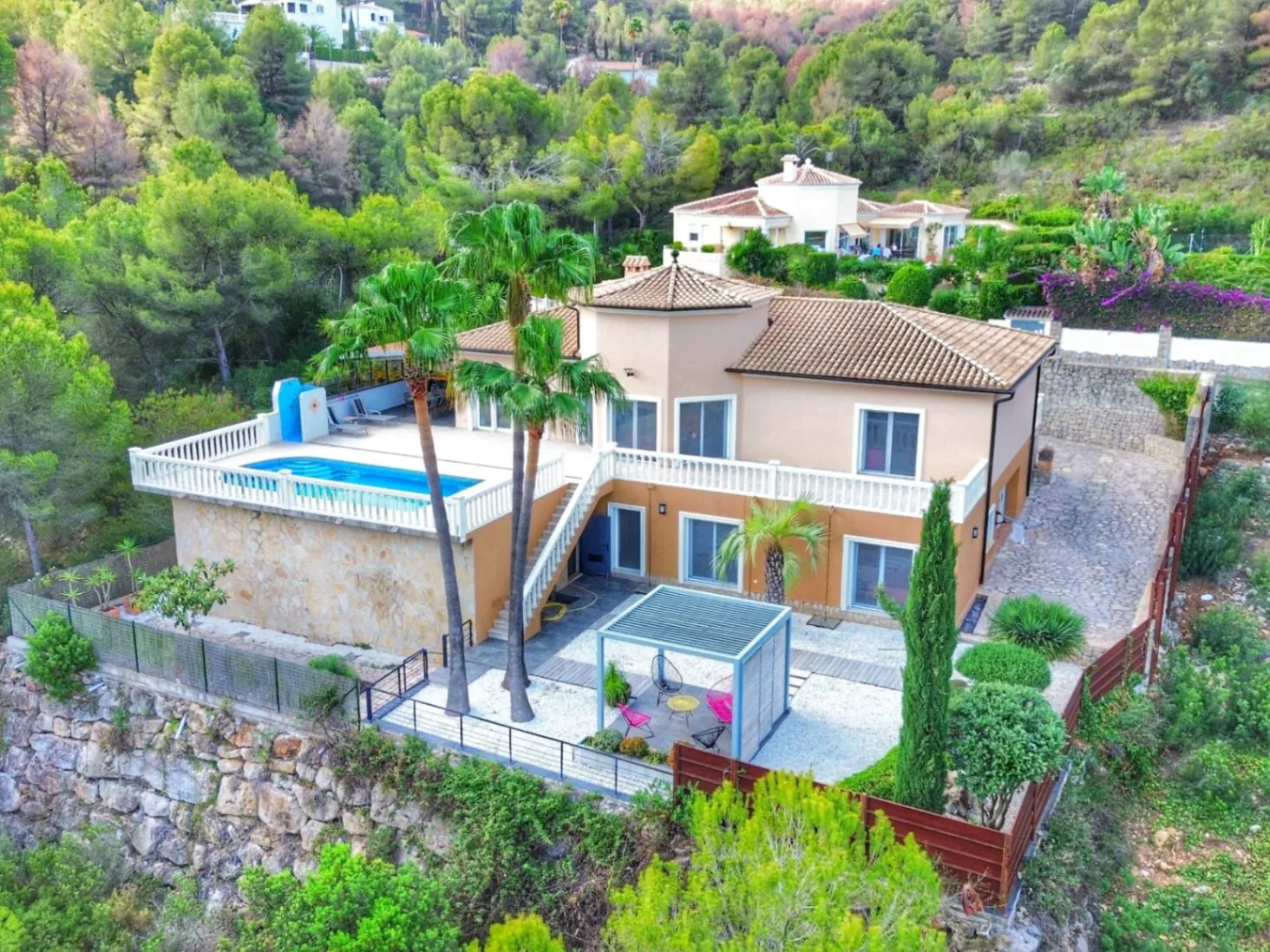 Exclusieve villa in Marquesa VI: privacy, luxe en comfort