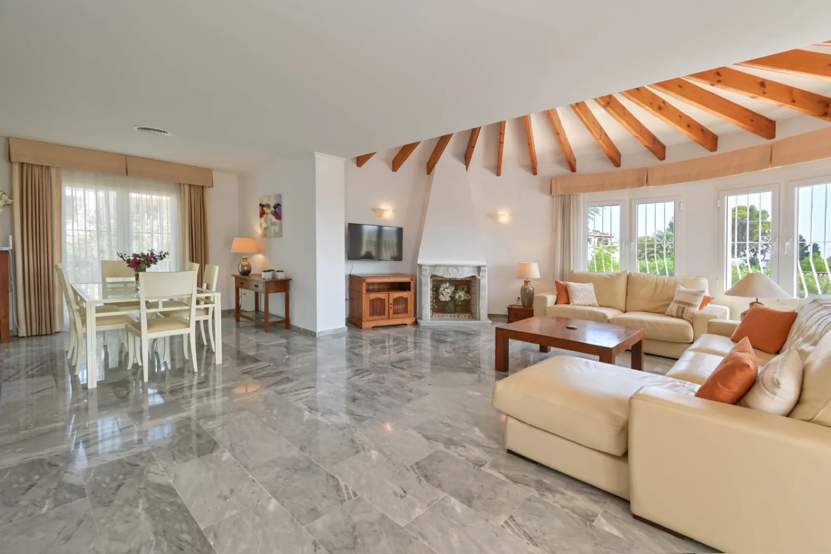 Traditioneel Spaanse villa te koop in Costera Del Mar, Moraira