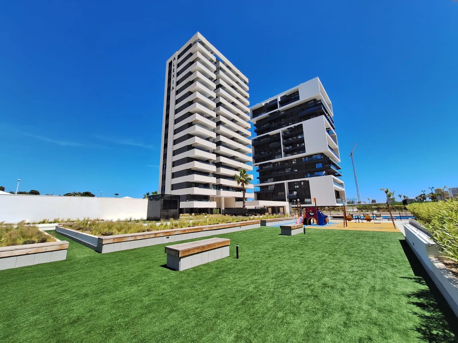 Nieuwbouw penthouse met zeezicht te koop in Centrum Calpe