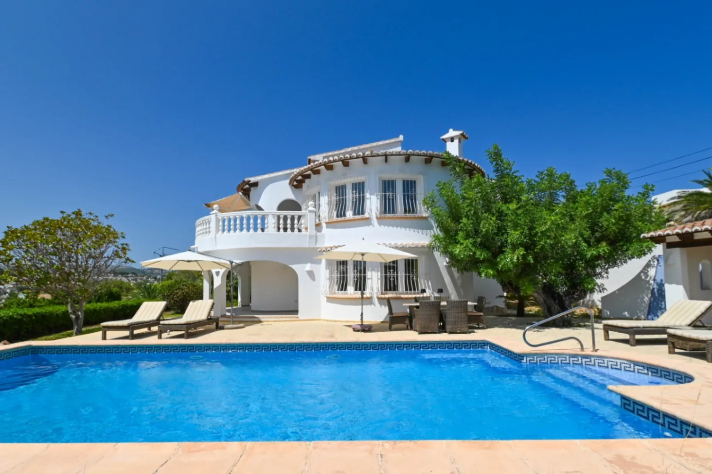 Traditioneel Spaanse villa te koop in Costera Del Mar, Moraira
