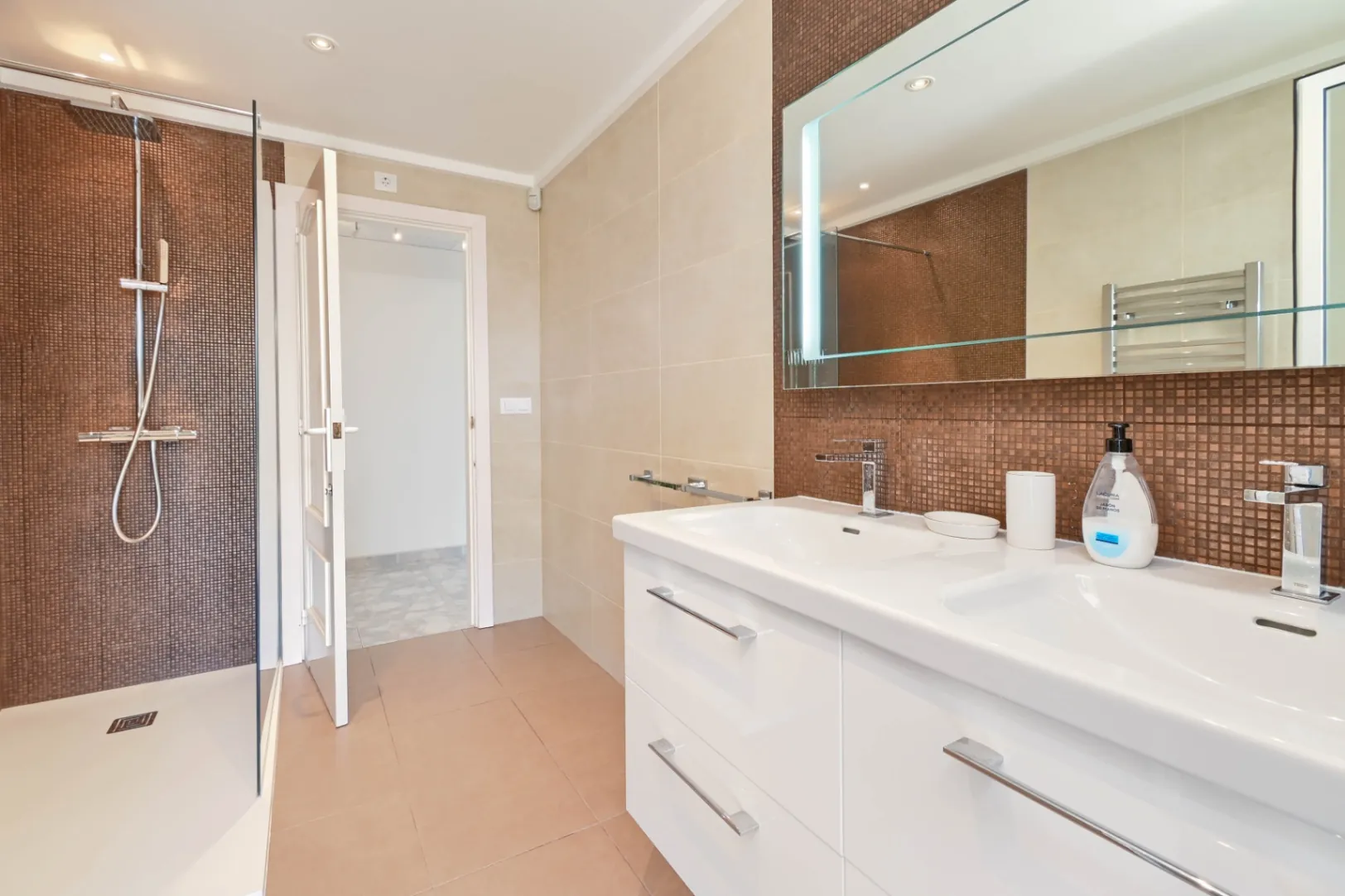 Traditioneel Spaanse villa te koop in Costera Del Mar, Moraira