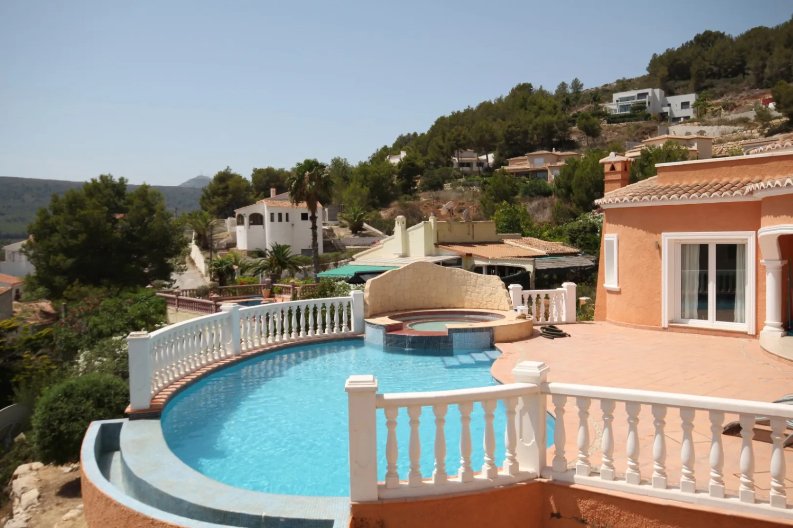 Traditionele Spaanse villa met zeezicht te koop in Sol de L'Est, Javea
