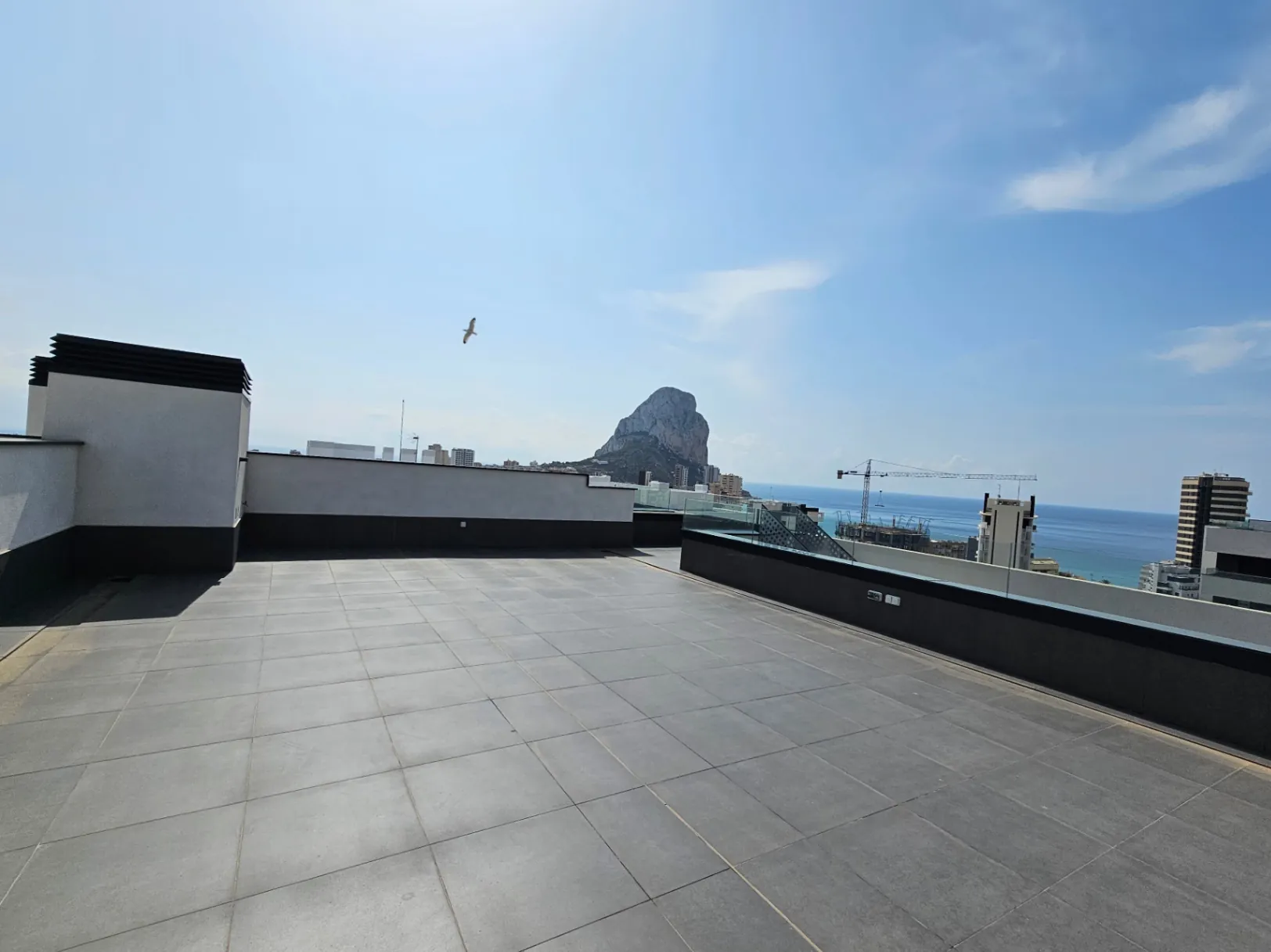Nieuwbouw penthouse met zeezicht te koop in Centrum Calpe