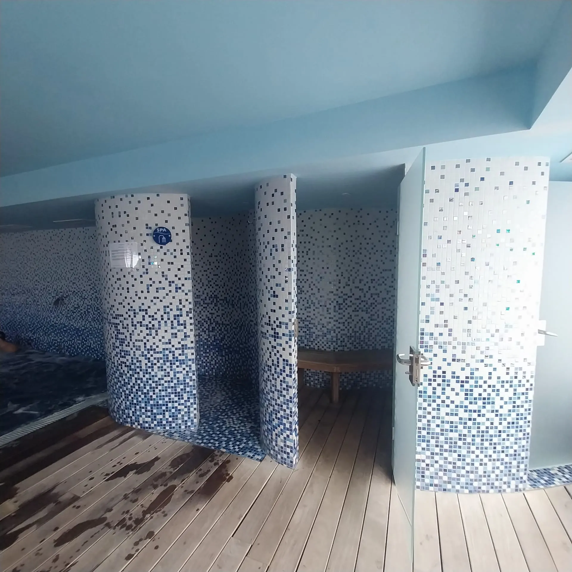 Duplex penthouse met zeezicht te koop in Playa De La Fossa, Calpe
