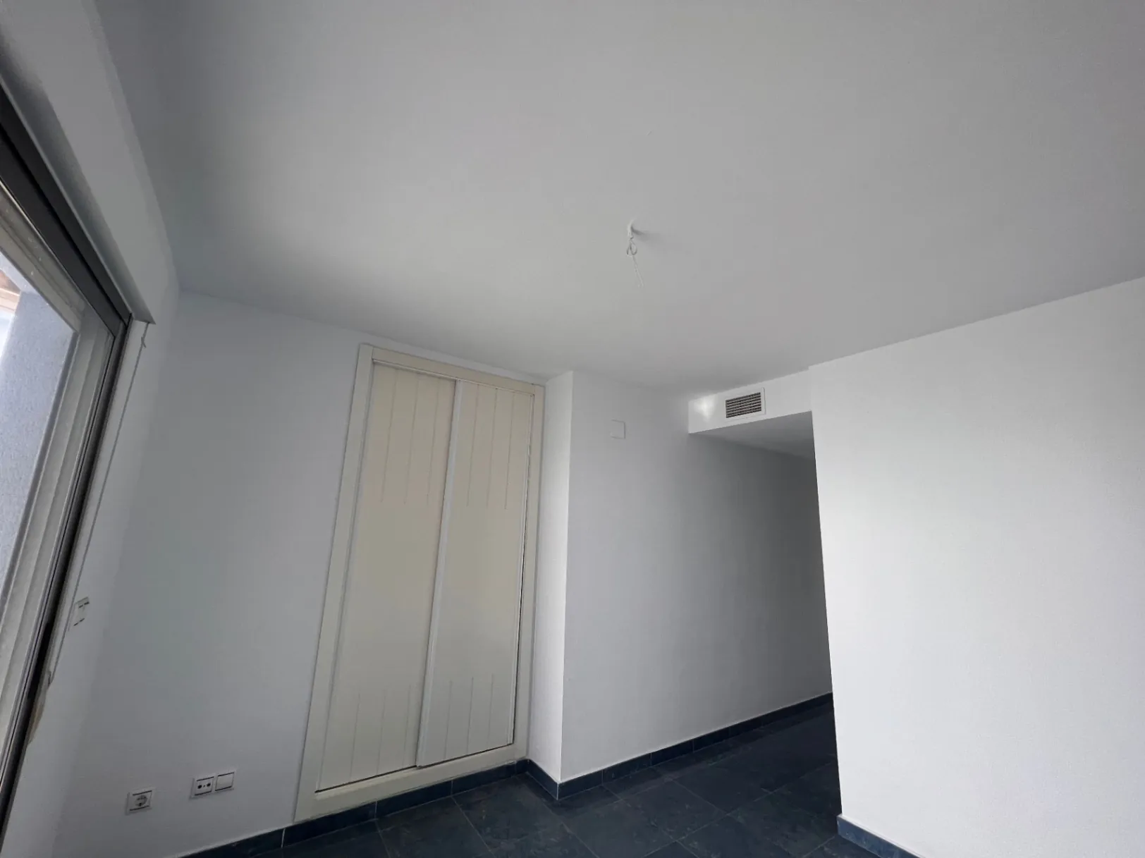 Duplex penthouse met zeezicht te koop in Playa De La Fossa, Calpe
