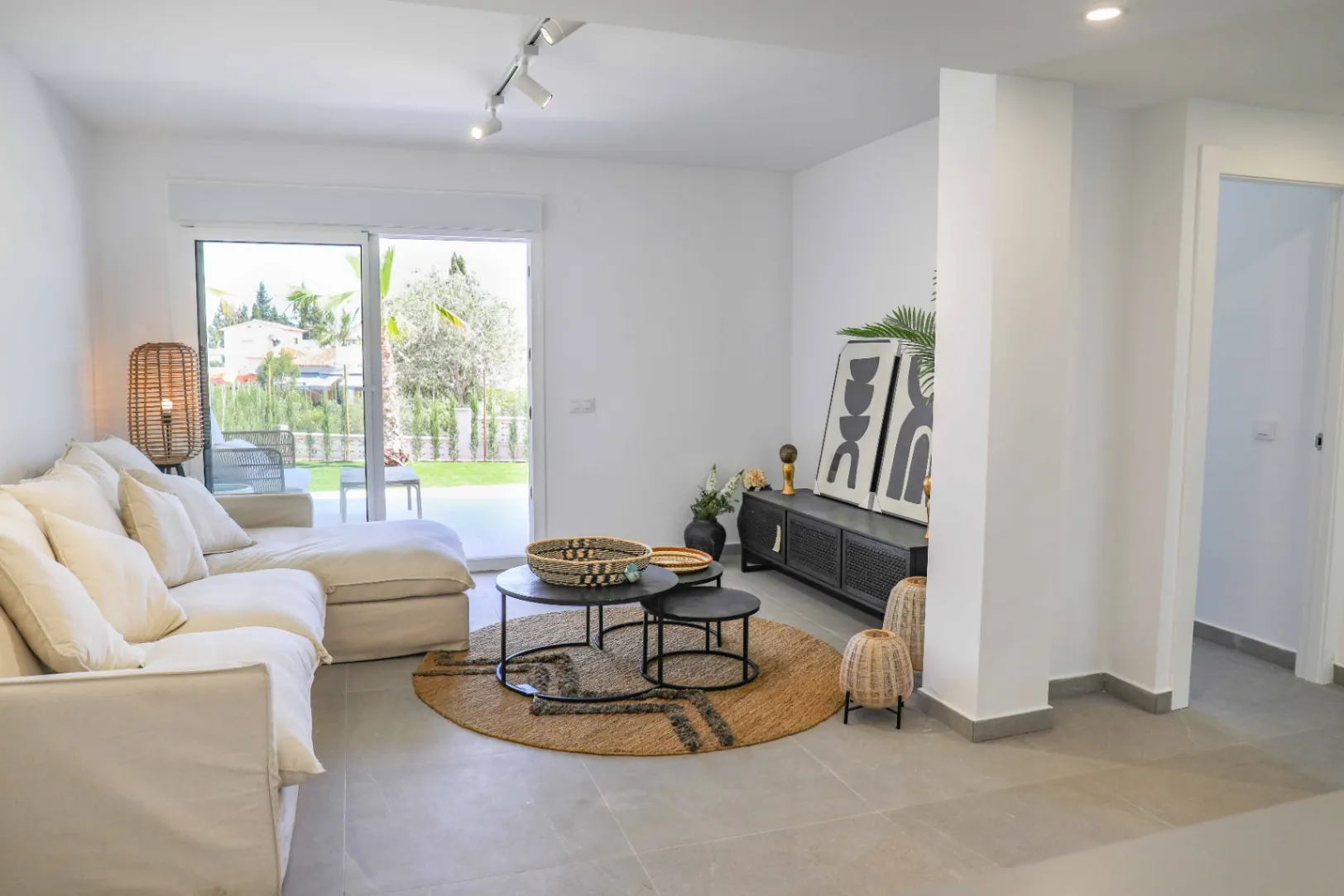 Compleet gerenoveerde appartementen te koop in El Montgó, Denia