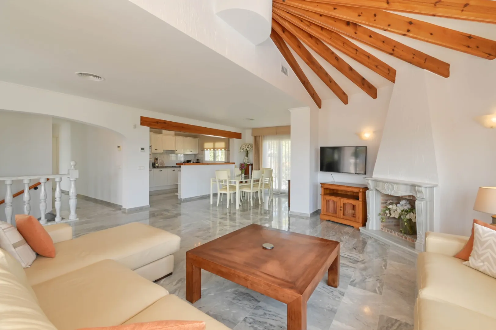 Traditioneel Spaanse villa te koop in Costera Del Mar, Moraira