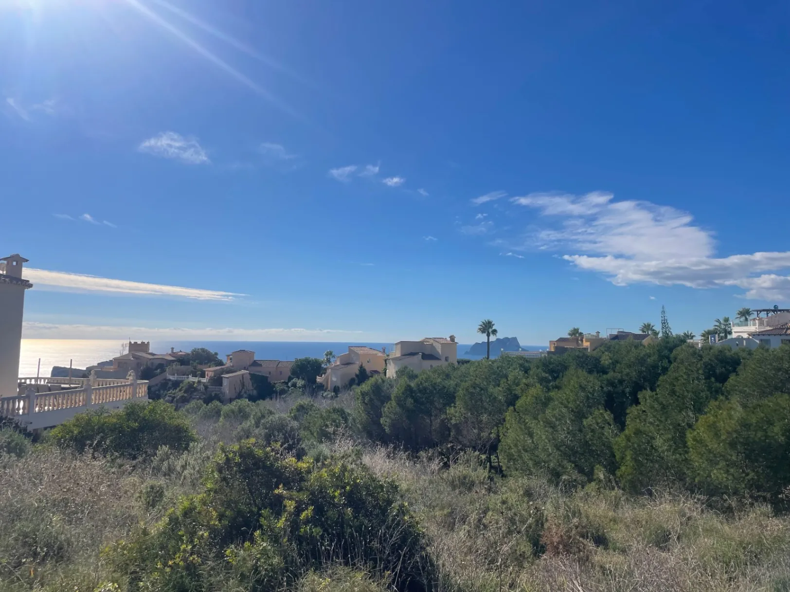 Nieuwbouwvilla te koop met panoramisch uitzicht op zee en de Peñon d'Ifach in Cumbre Del Sol, Benitachell
