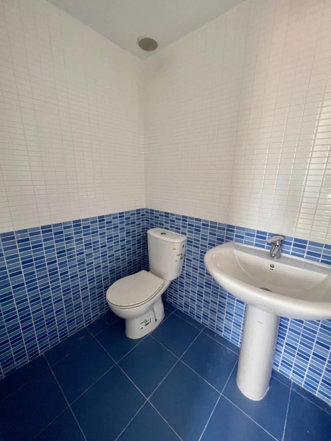 Duplex penthouse met zeezicht te koop in Playa De La Fossa, Calpe