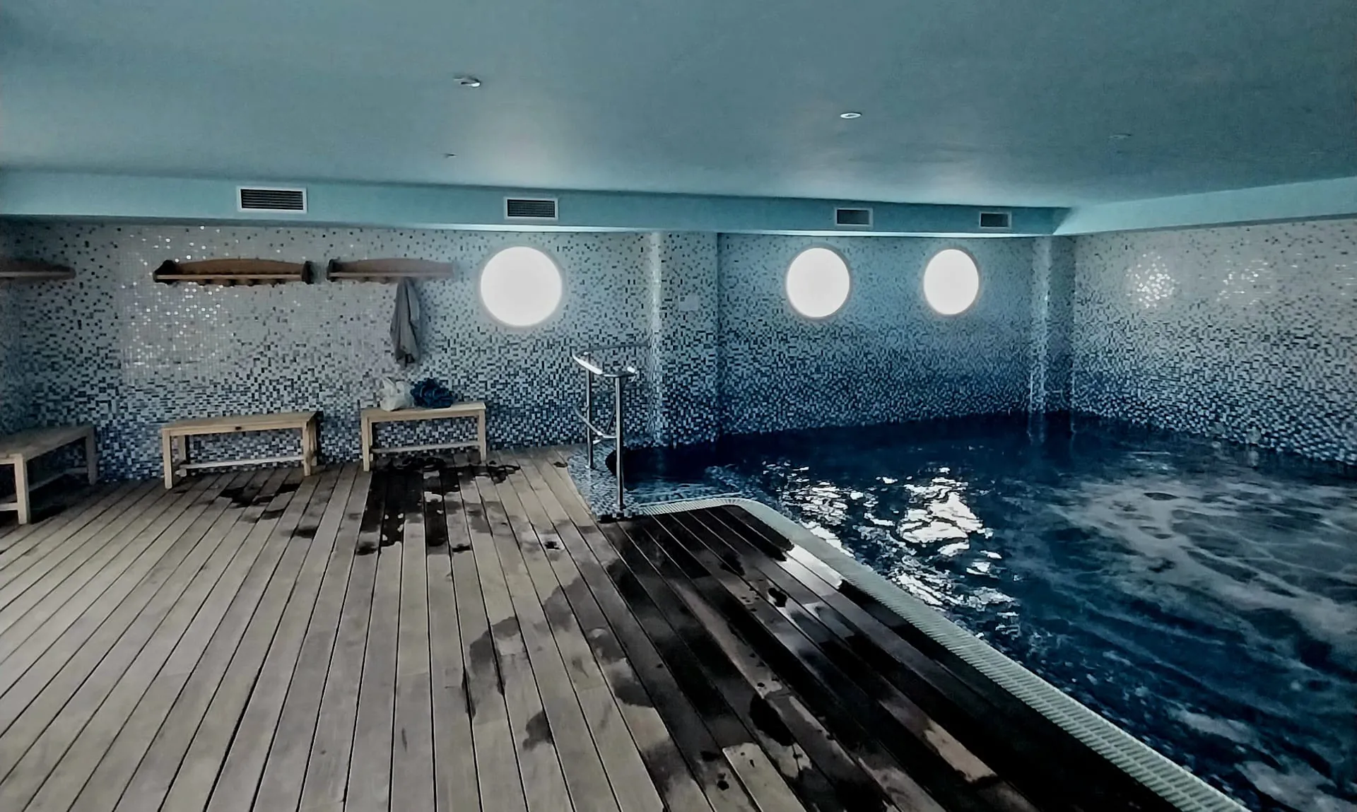 Duplex penthouse met zeezicht te koop in Playa De La Fossa, Calpe