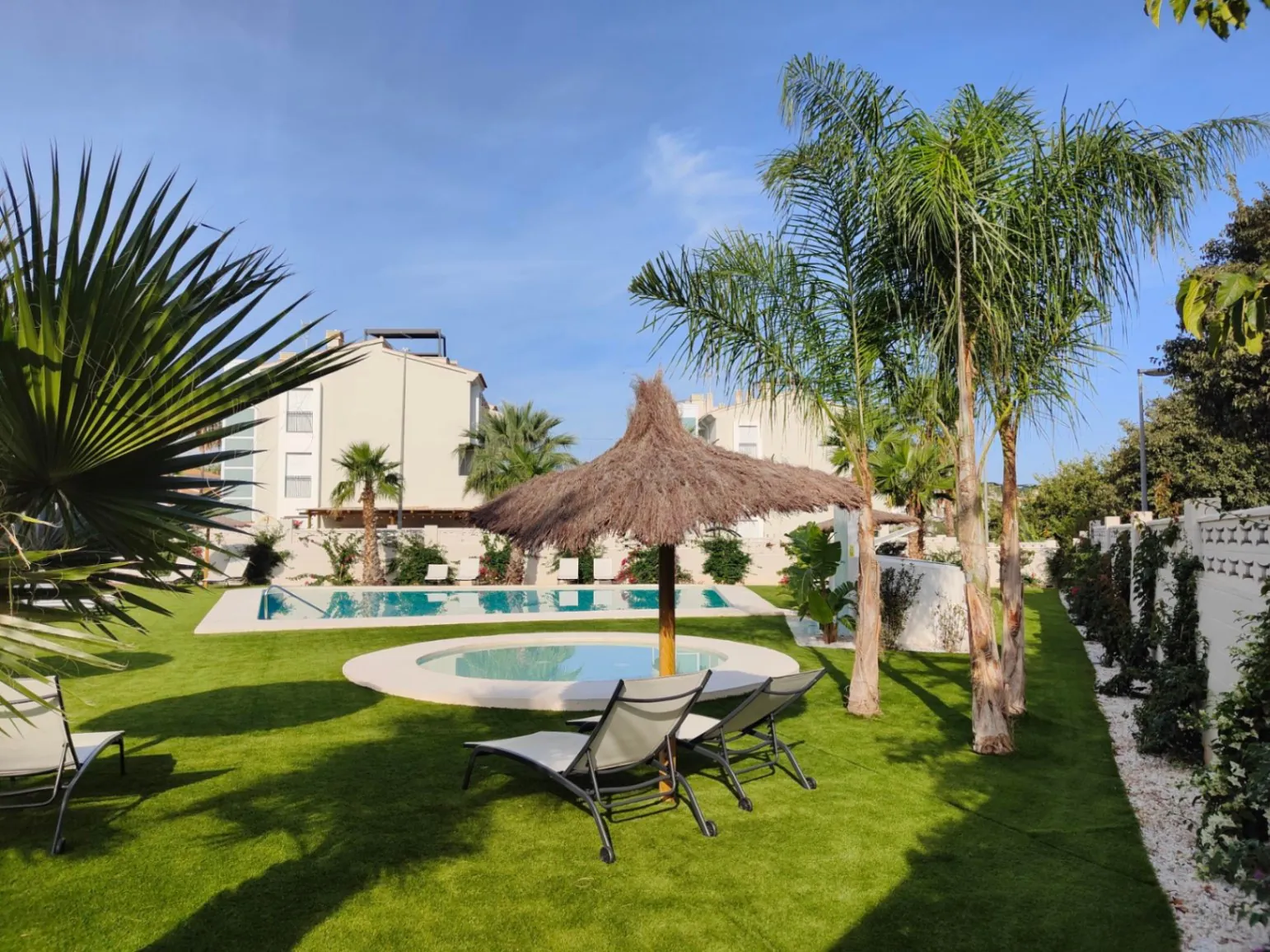 Compleet gerenoveerde appartementen te koop in El Montgó, Denia