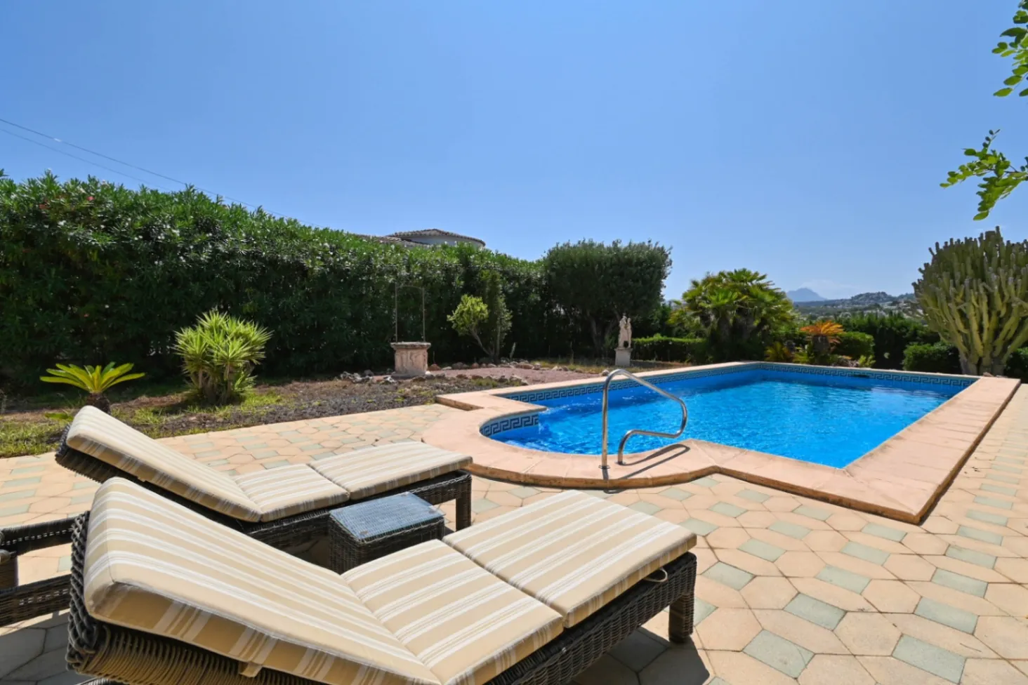 Traditioneel Spaanse villa te koop in Costera Del Mar, Moraira