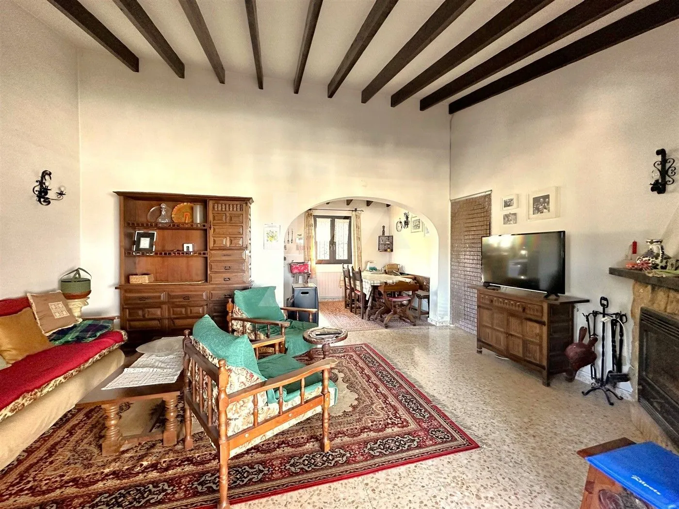 Villa te koop met zeezicht in Paichi, Moraira.