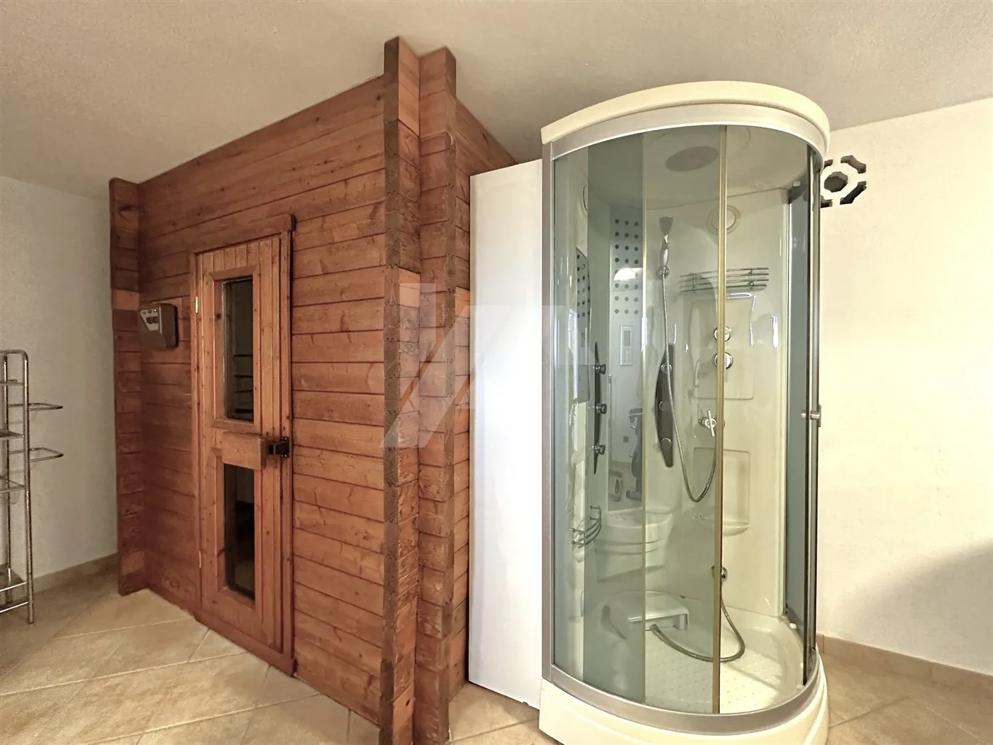 Uitzonderlijke villa te koop met uitzicht op zee in Moraira.