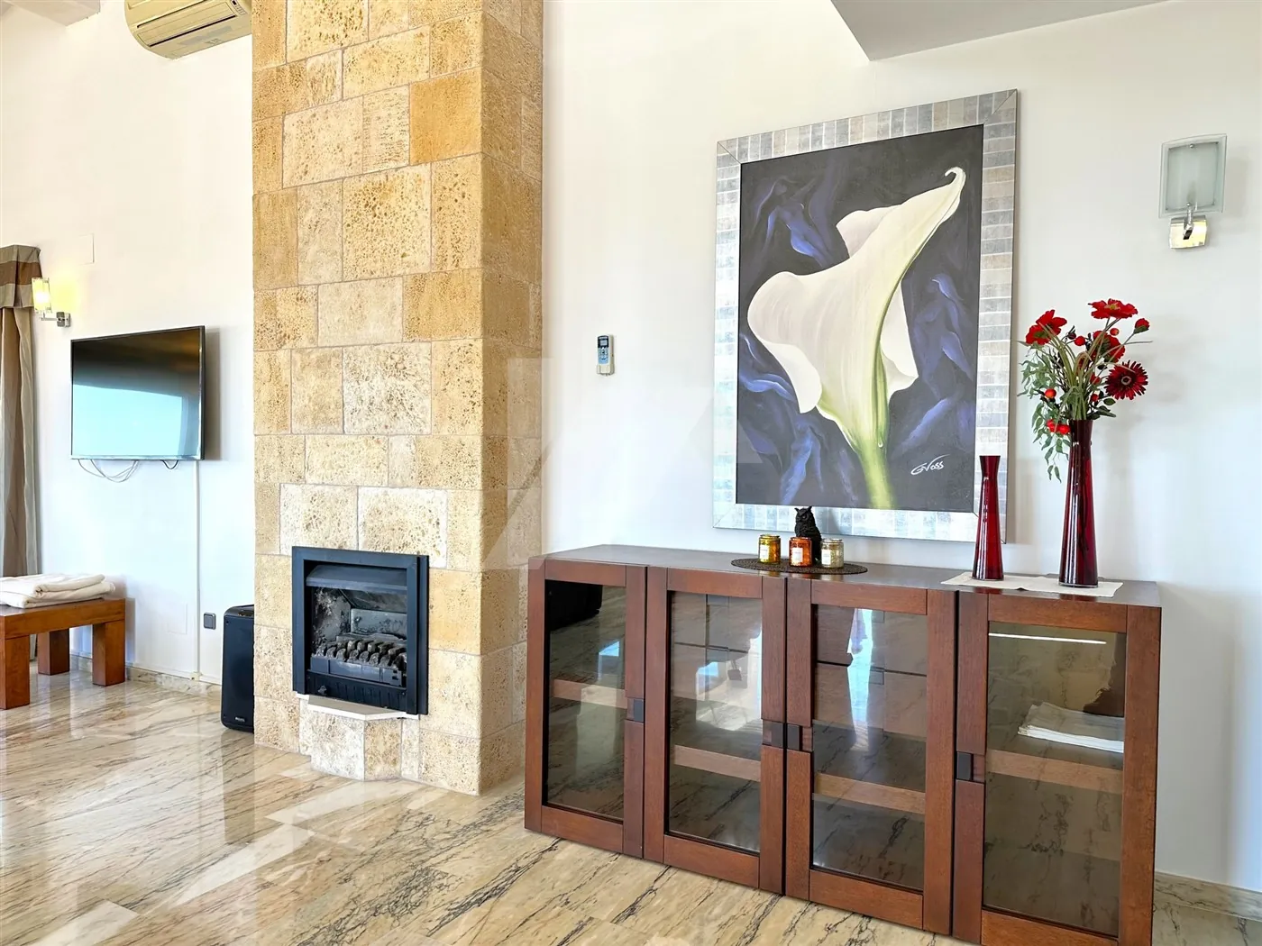 Uitzonderlijke villa te koop met uitzicht op zee in Moraira.