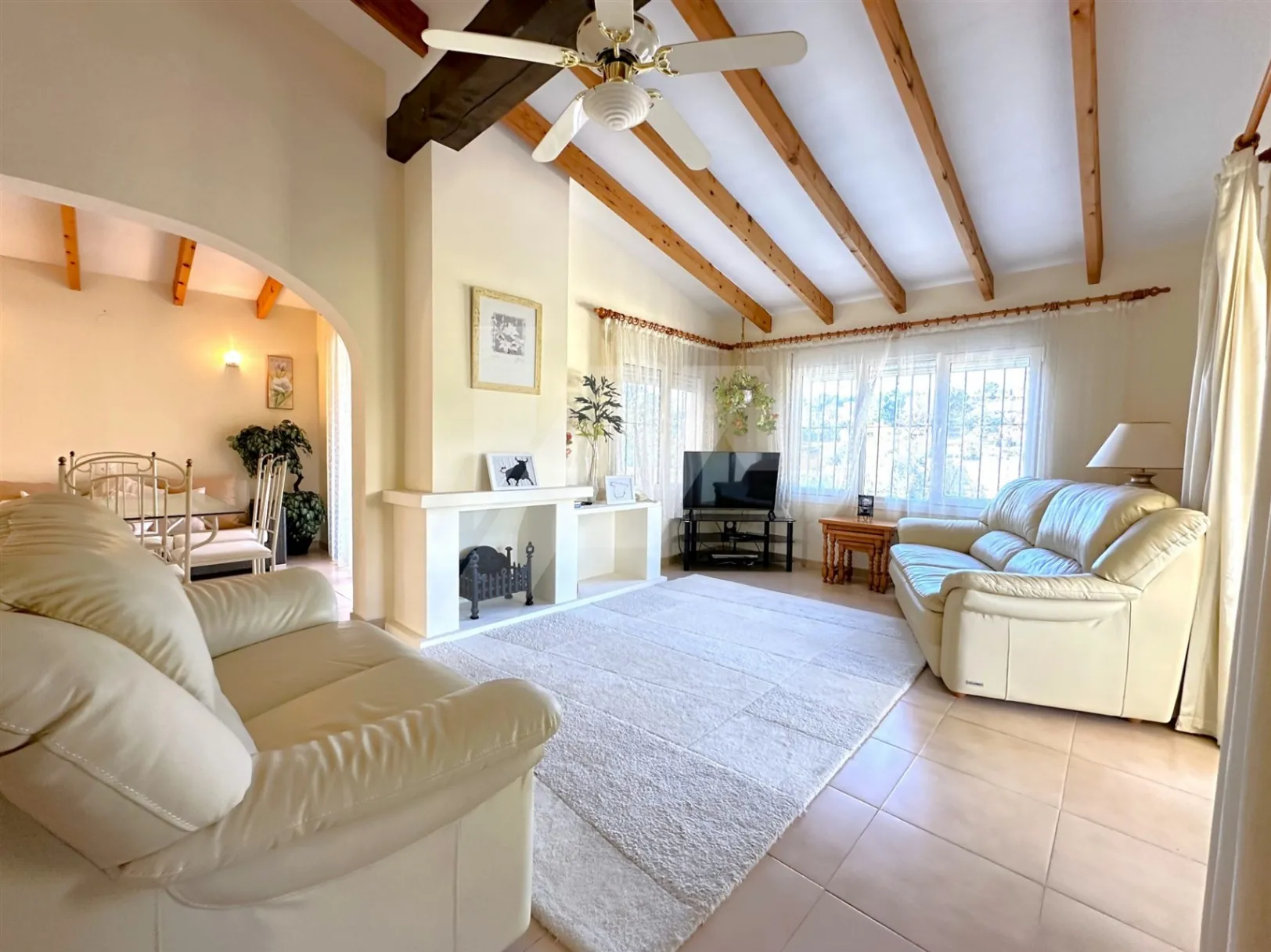 Villa te koop in Benissa, op loopafstand van het strand van Baladrar.
