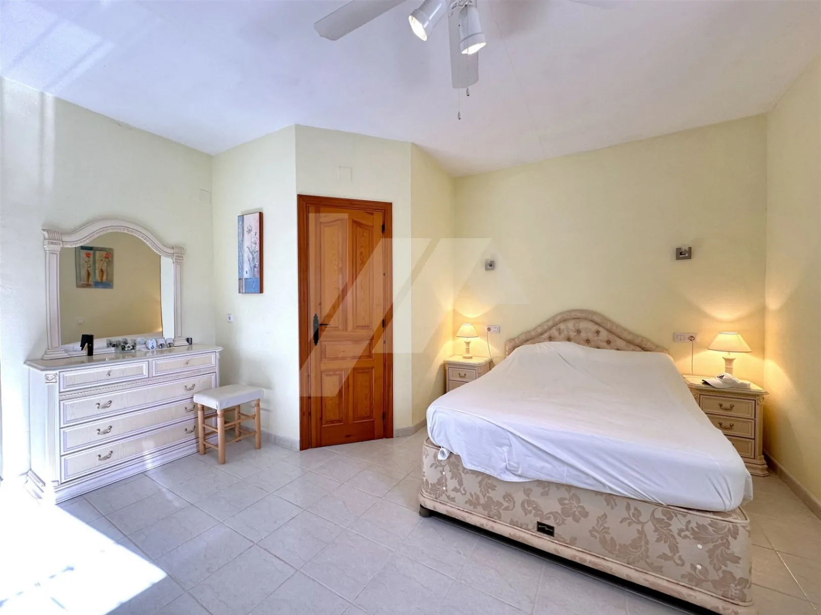 Villa te koop in Benissa, op loopafstand van het strand van Baladrar.