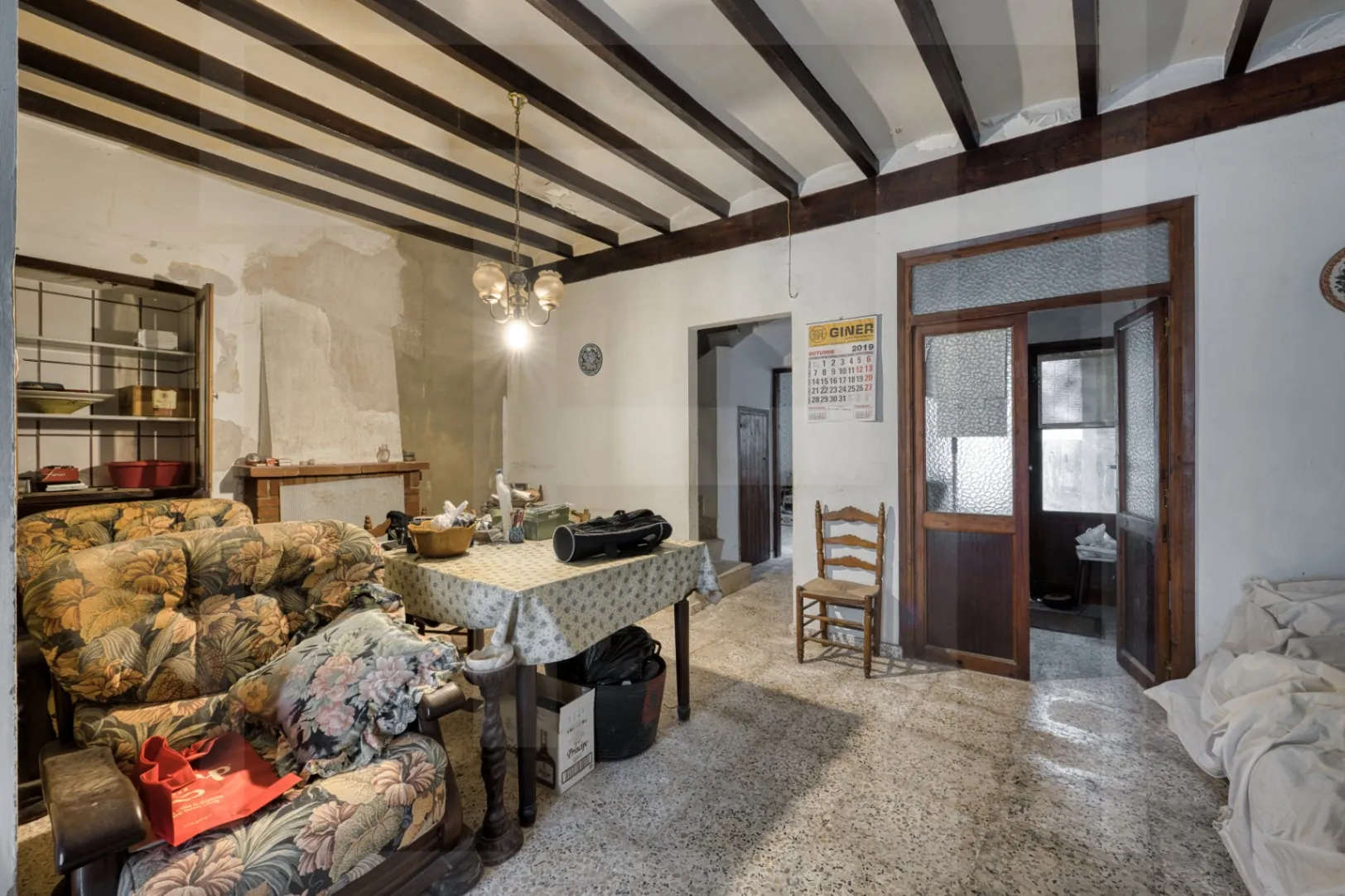 Gelegenheid voor renovatie: tussenwoning in Benissa