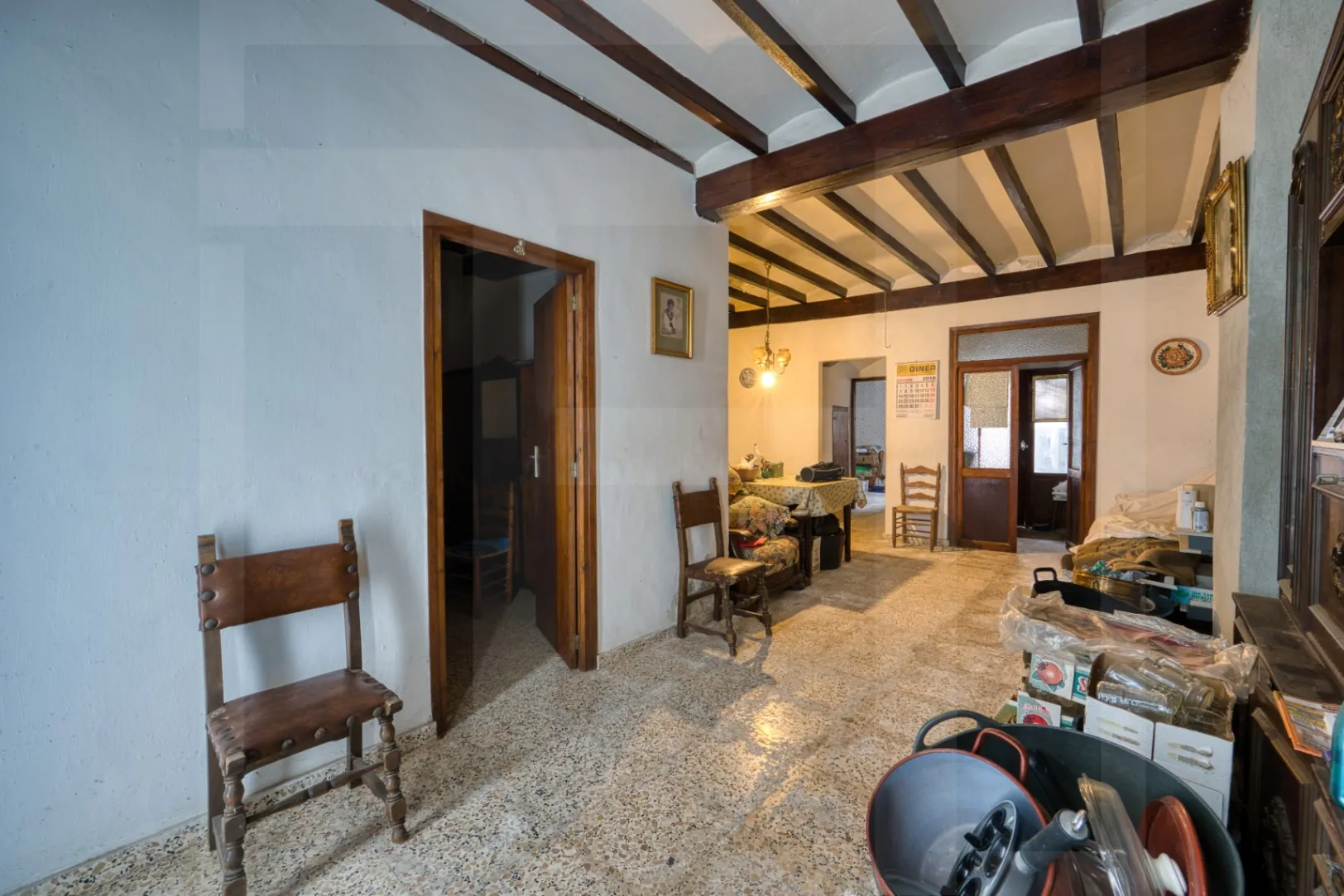 Gelegenheid voor renovatie: tussenwoning in Benissa