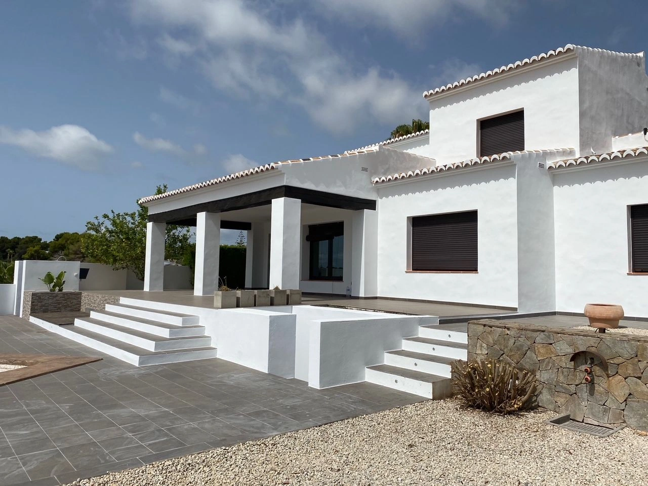 Mediterraanse villa met zeezicht te koop in La Sabatera, Moraira