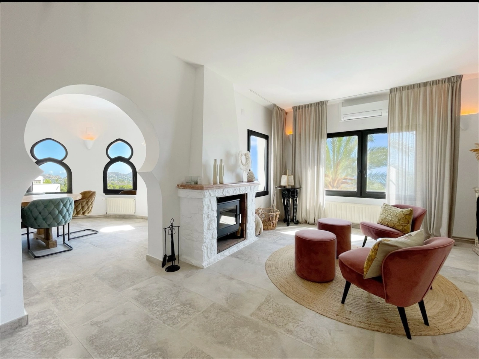 Villa met panoramisch zeezicht te koop in Benimeit, Moraira