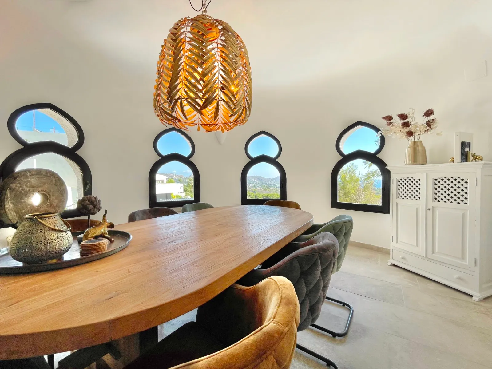 Villa met panoramisch zeezicht te koop in Benimeit, Moraira