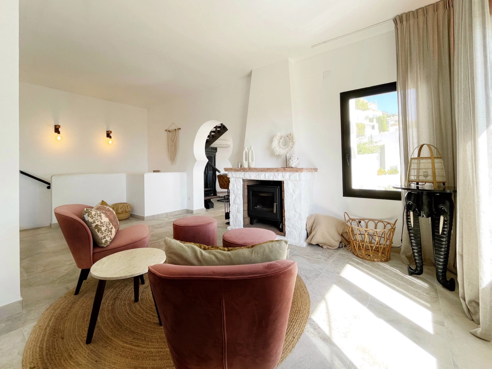 Villa met panoramisch zeezicht te koop in Benimeit, Moraira