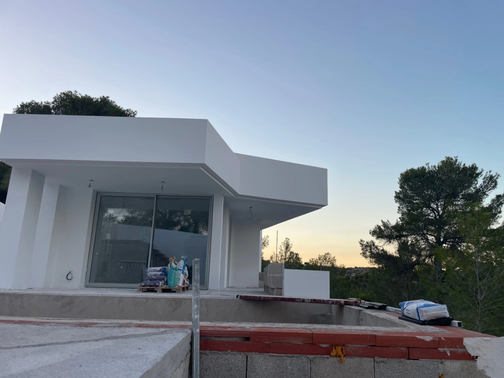 Nieuwbouwvilla met prachtig open zicht te koop in Benimeit, Moraira
