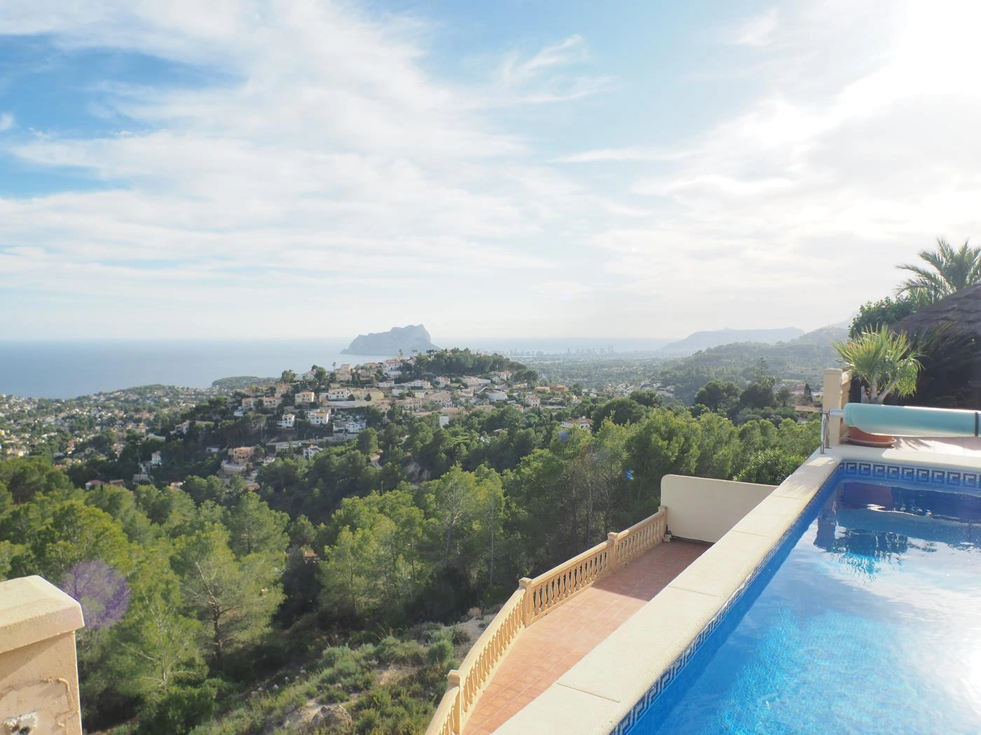 Luxe villa in klassieke stijl in Moraira met Zeesicht