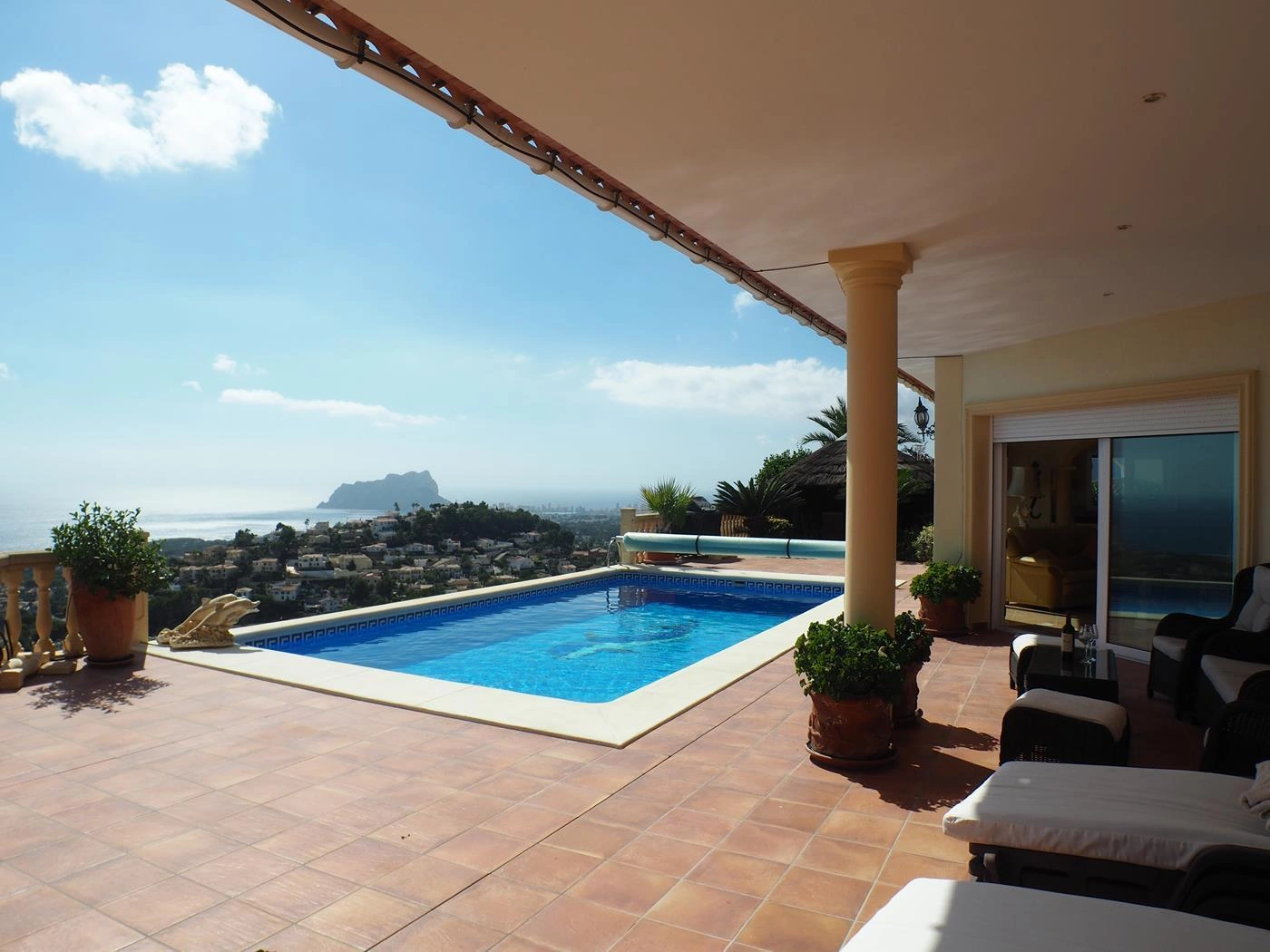 Luxe villa in klassieke stijl in Moraira met Zeesicht