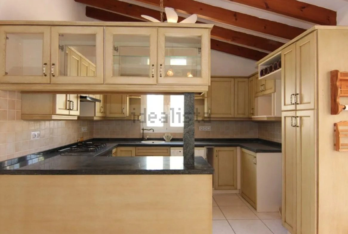 Luxe villa in klassieke stijl in Moraira met Zeesicht