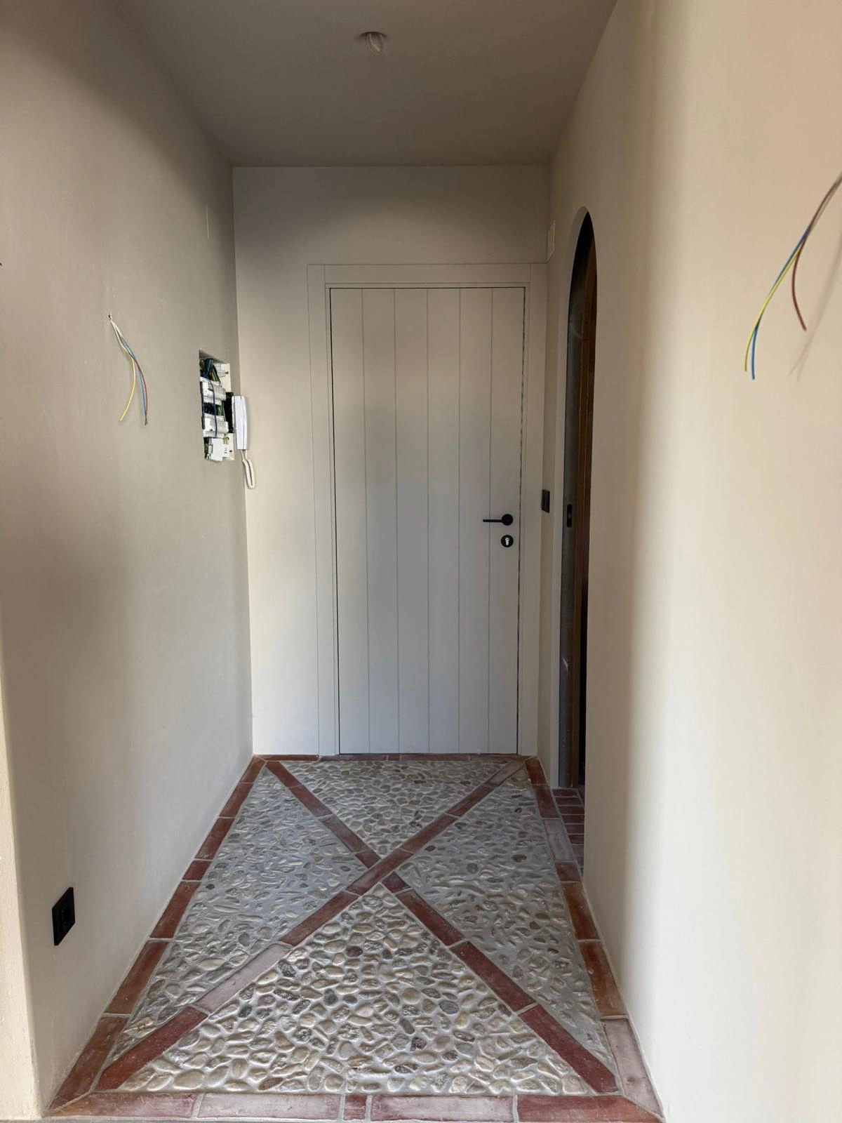 Ibizastijl villa te koop op loopafstand van La Fustera, Benissa