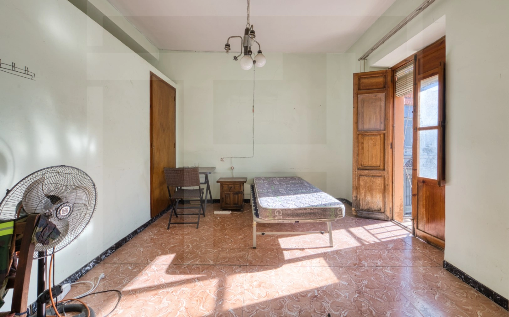 Renovatieproject - Traditionele Casa de Pueblo met goedgekeurde vergunning en dakterras