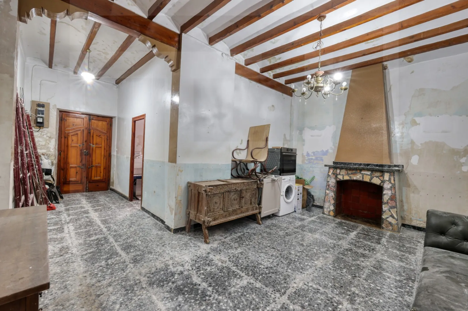 Renovatieproject - Traditionele Casa de Pueblo met goedgekeurde vergunning en dakterras
