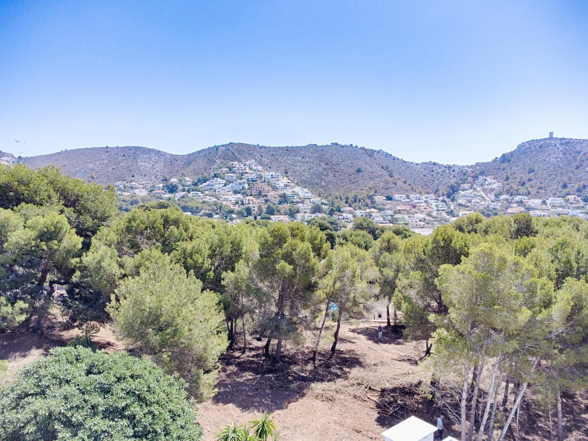 BOUWGROND(EN) MET ZEEZICHT IN EL PORTET, MORAIRA