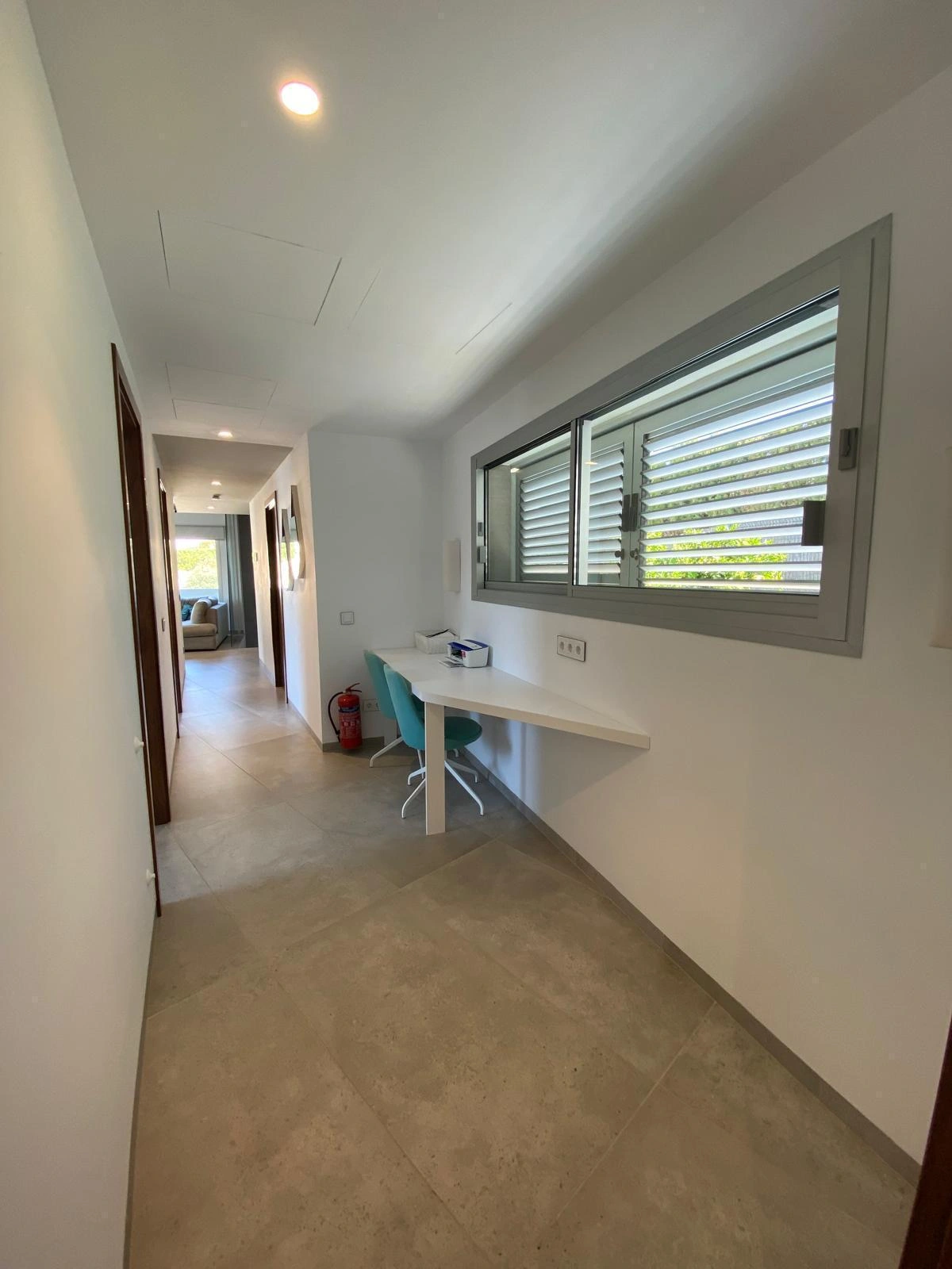 Moderne villa met garage te koop op loopafstand van La Fustera, Benissa