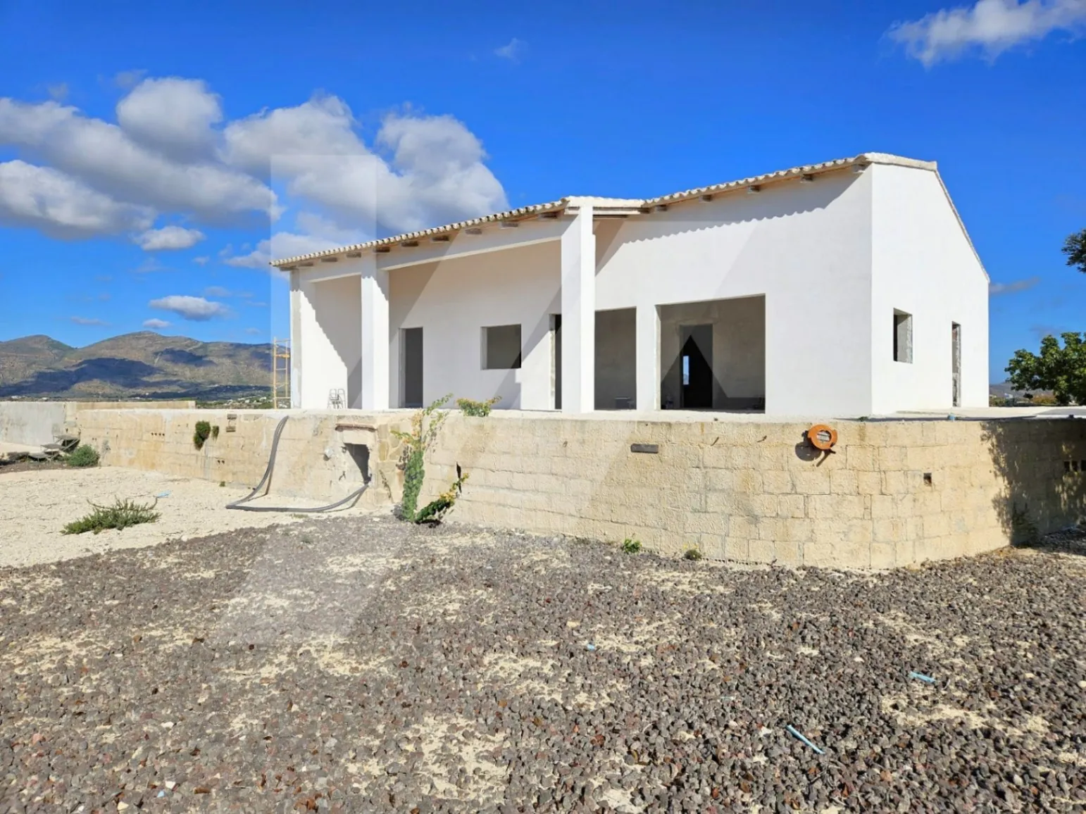 Finca te koop met uitzicht op zee in Benissa. Costa Blanca.
