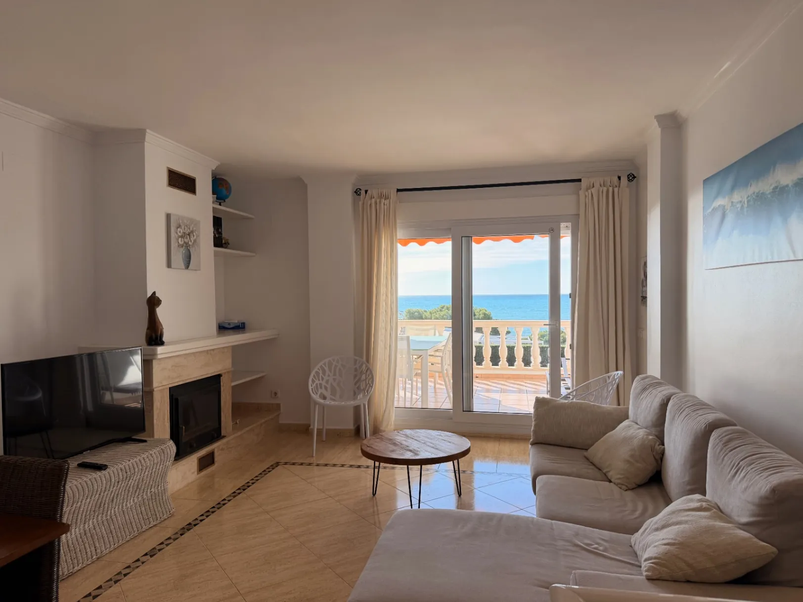 Eerste lijn appartement met zeezicht te koop in Platgetes, Moraira