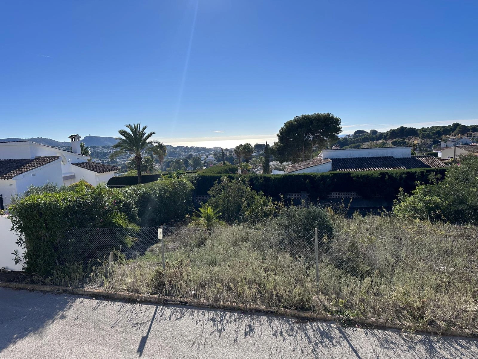 Gelijkvloerse villa met uitzicht op zee te koop in La Sabatera, Moraira