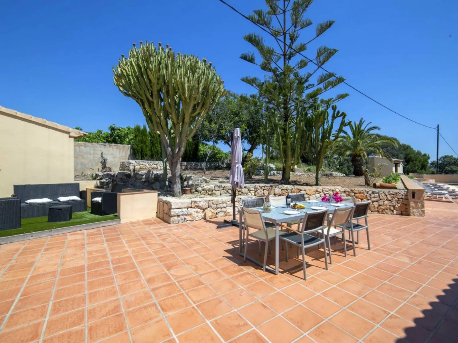 Luxe chalet met 4 slaapkamers en privézwembad in Benissa