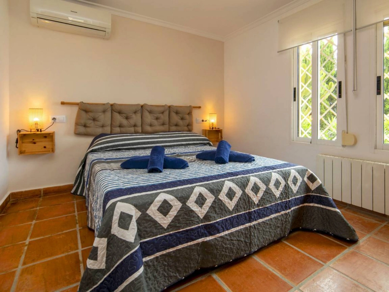 Luxe chalet met 4 slaapkamers en privézwembad in Benissa